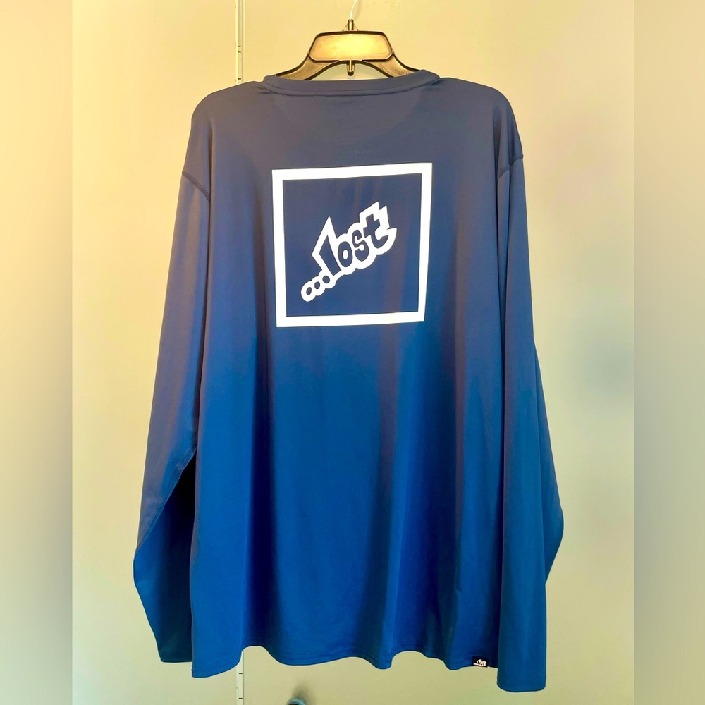 LIKE NEW LOST ENT INDIGO BLUE LONG SLEEVE SUN N SURF RASH GUARD TEE SPF 50